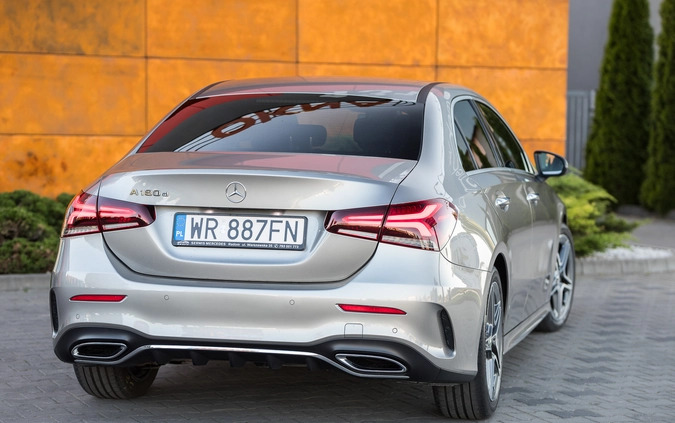 Mercedes-Benz Klasa A cena 106000 przebieg: 74000, rok produkcji 2018 z Radom małe 407